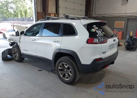 2019 Jeep Cherokee Trailhawk from USA, damaged, VIN 1C4PJMBX6KD478495
